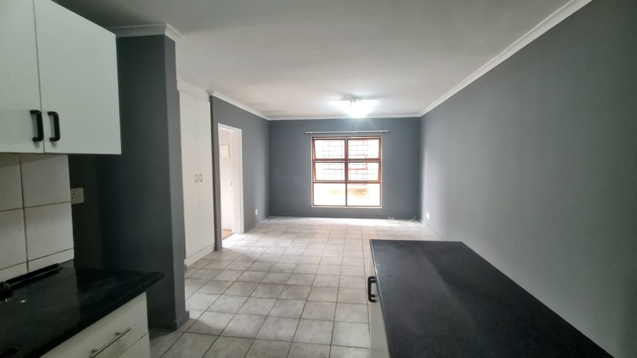 To Let 2 Bedroom Property for Rent in Brackenfell Central Western Cape